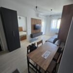 stan za prodaju iza central pointa