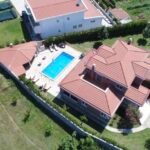 IMG-75494ce90bc5de33cd65a17c9d9bbc26-V