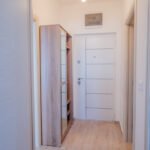 IMG-e03975d1ef4b040407f6bf6e99a75cfb-V